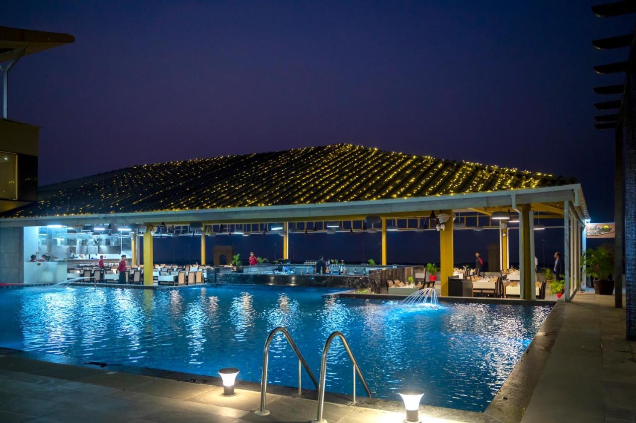 The Gold Beach Resort Даман Екстер'єр фото