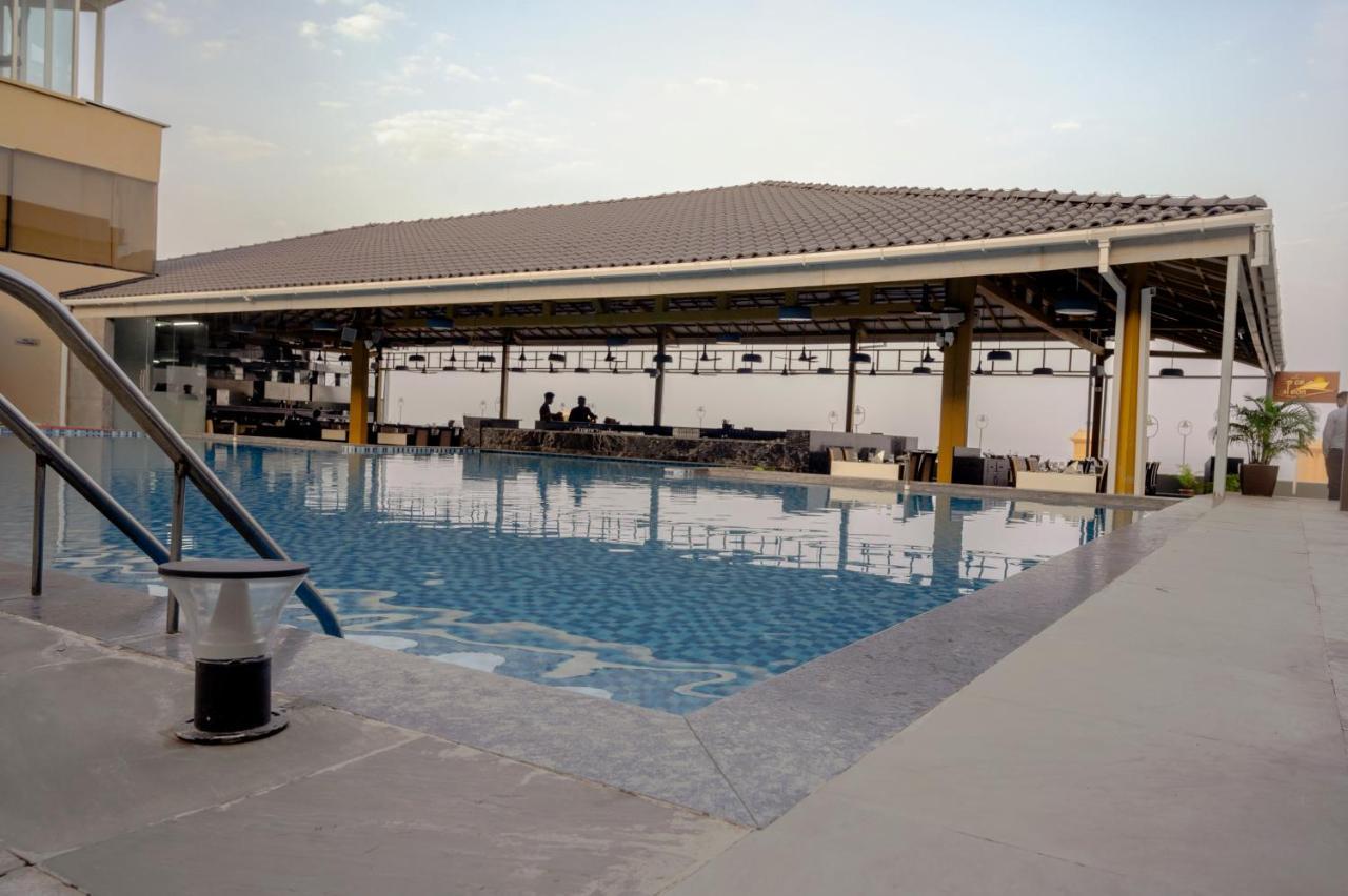 The Gold Beach Resort Даман Екстер'єр фото