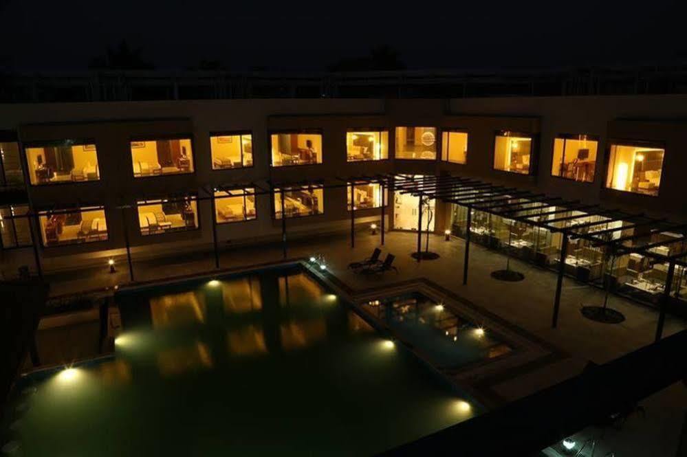 The Gold Beach Resort Даман Екстер'єр фото