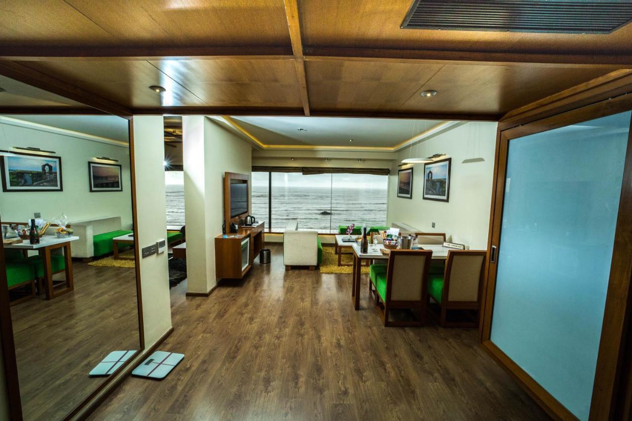 The Gold Beach Resort Даман Екстер'єр фото